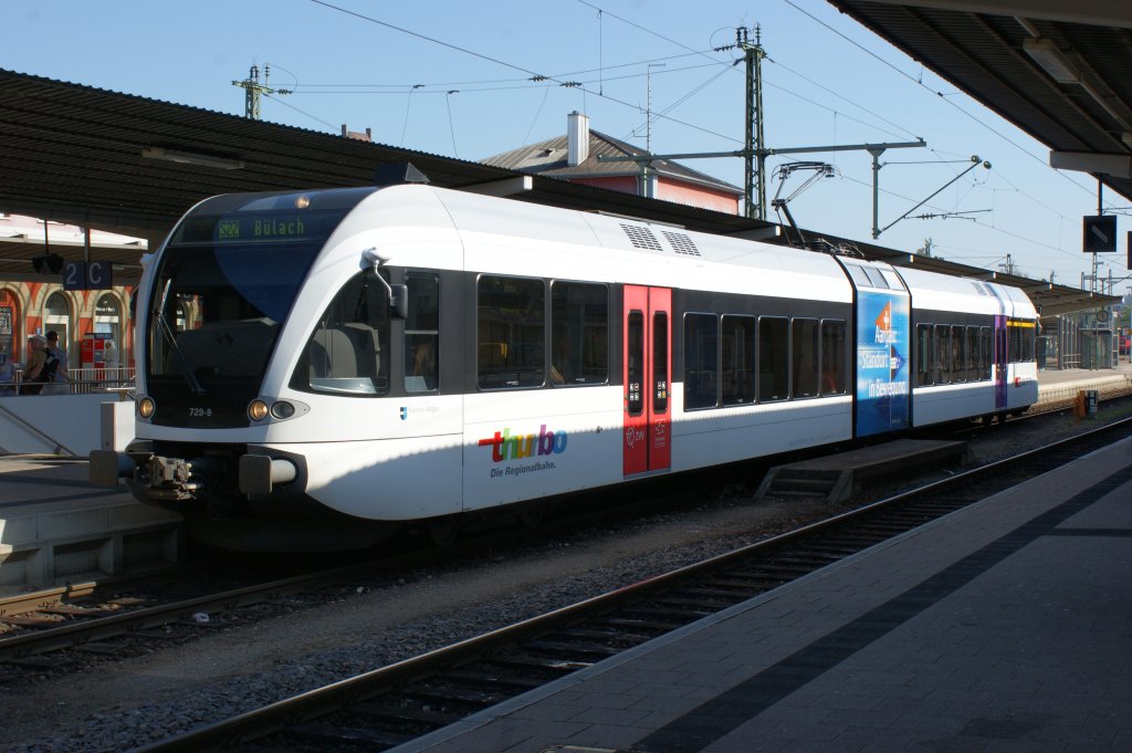 Thurbo-GTW 729-9 mit S22 nach Blach in Singen am 03.09.2011