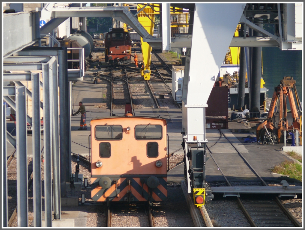 Tm und Bm 4/4 in Basel Auhafen. (21.09.2010)