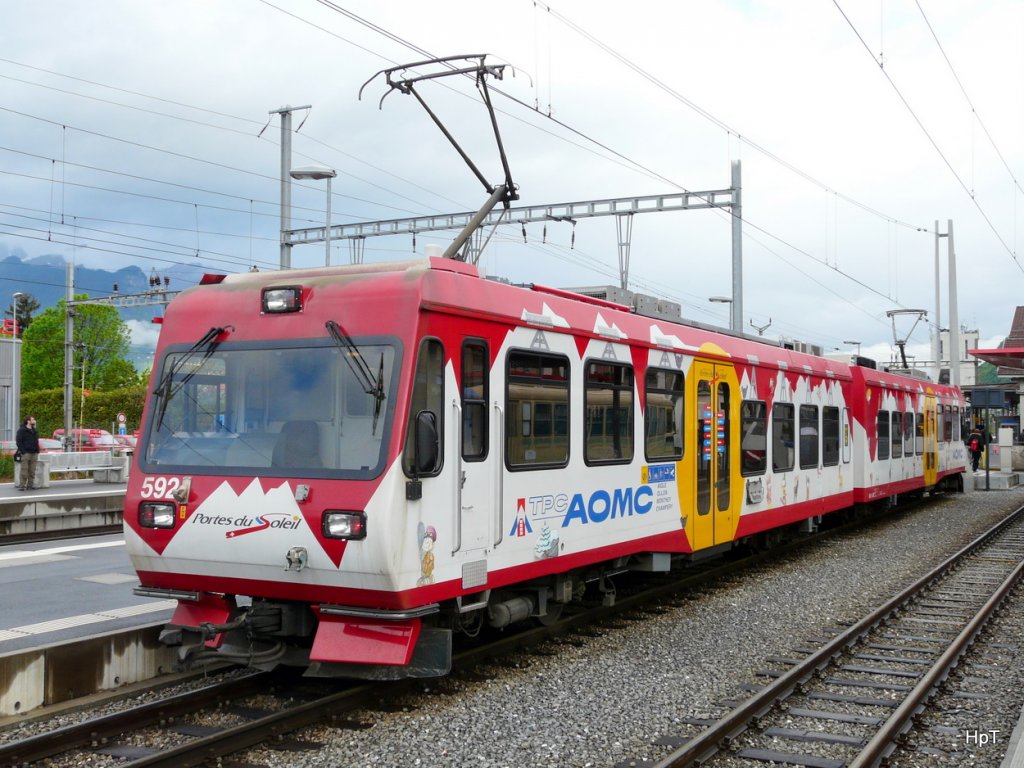 TPC / AOMC - Zahnradtriebwagen Beh 4/8 592 im Bahnhof Aigle am 10.05.2010