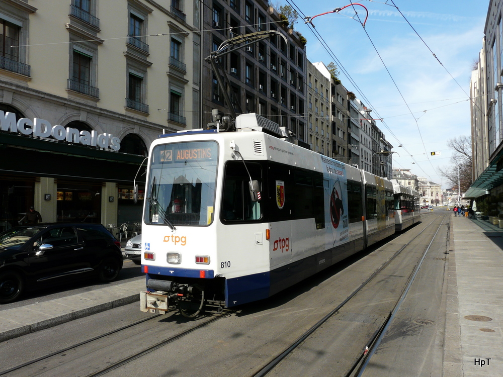 TPG Genf - Tram Be 4/6 810 unterwegs in der Stsdt Genf am 18.02.2012