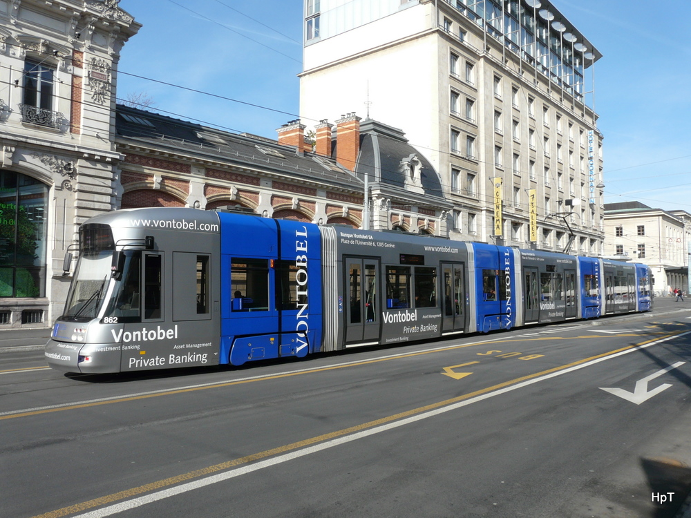 TPG Genf - Tram Be 6/8 862 unterwegs in der Stadt Genf am 18.02.2012