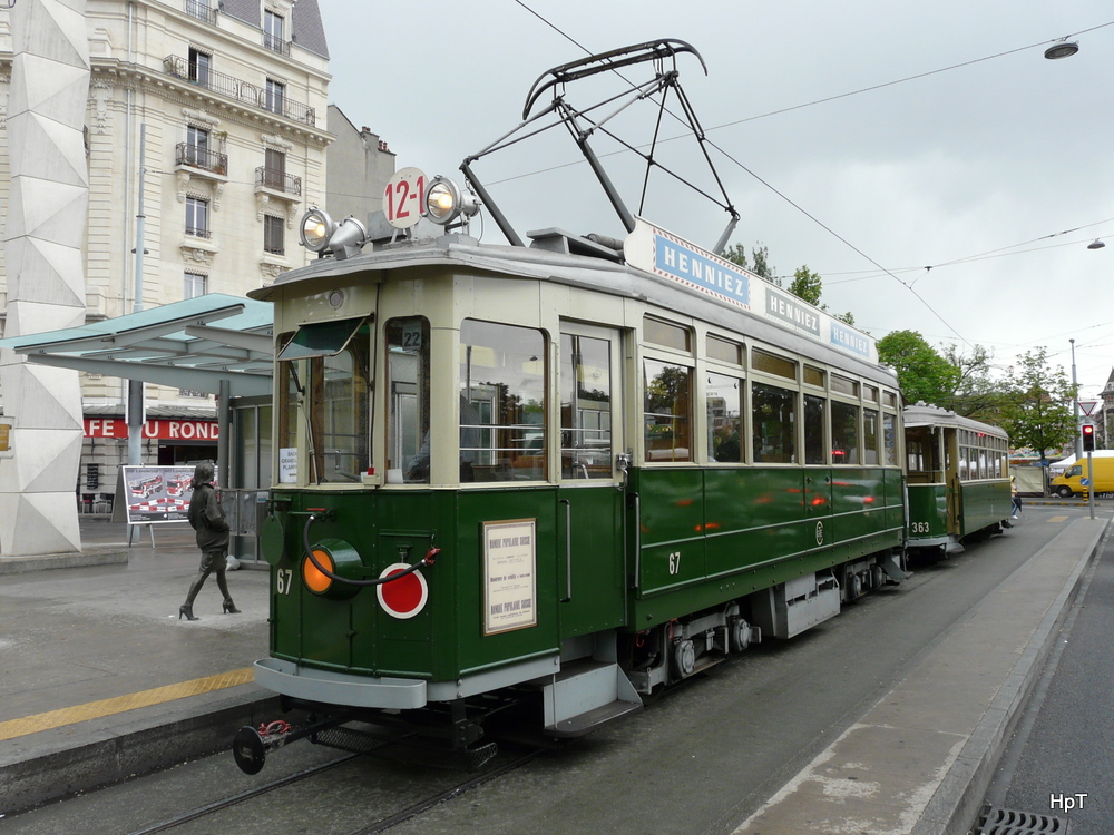 TPG - Oldtimer Triebwagen Be 4/467 mit Beiwagen B 363 unterwegs in der Stadt Genf am 15.05.2011