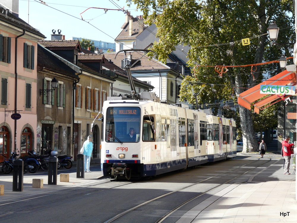 tpg - Tram Be 4/6 819 zusammen mit einem Be 4/6 unterwegs auf der Linie 12 am 03.10.2010