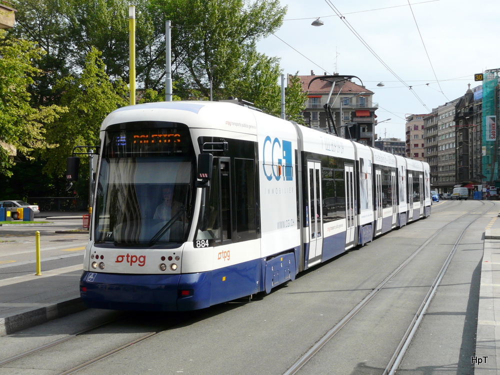 TPG - Tram Be 6/8 884 unterwegs auf der Linie 15 in Genf am 20.05.2012