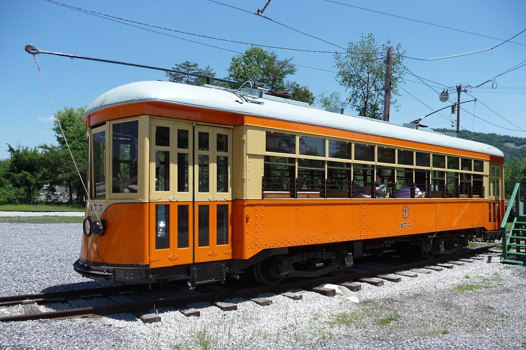 Tramwagen #355 der Johnstown Traction Co., Johnstown, PA, Baujahr 1925, im Rockhill Trolley Museum (Rockhill, PA, 6.6.09) 