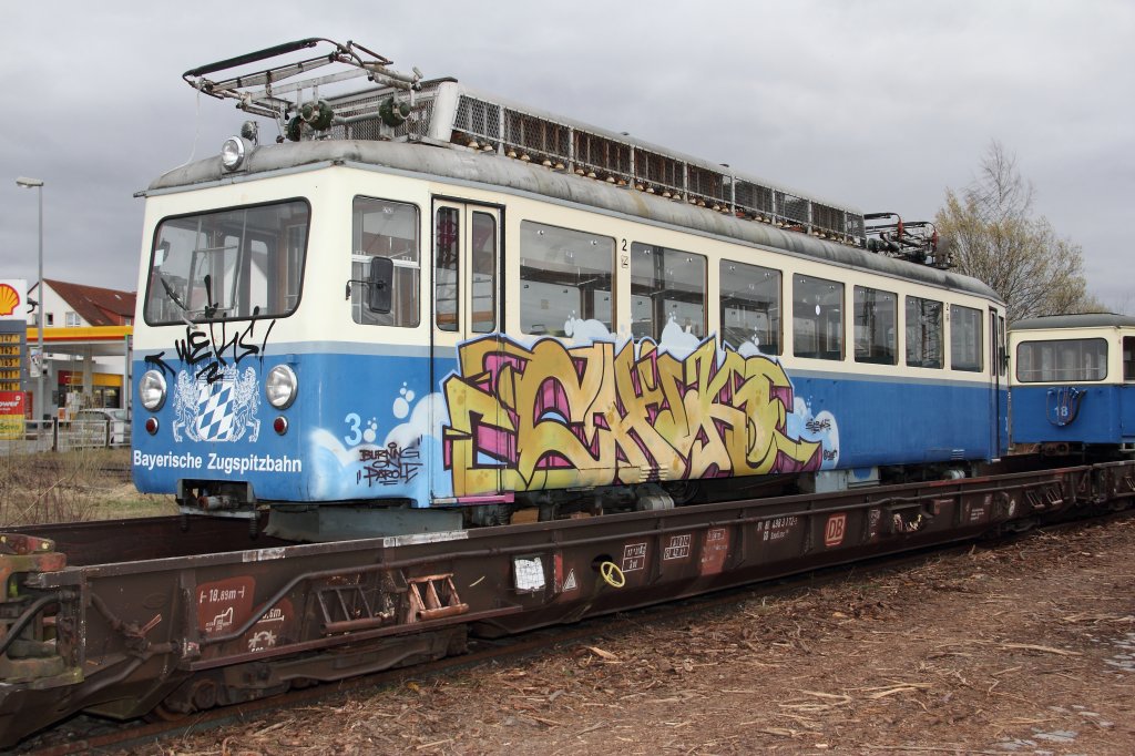 Triebwagen der Bayerischen Zugspitzbahn abgestellt an der bergabe Lichtenfels- Bamberg im Bahnhof Lichtenfels am 30.03.2012.