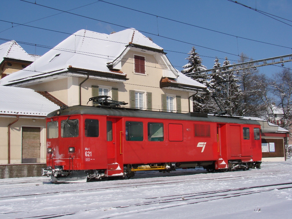 Triebwagen BDe 4/4 621 im Bf. LE NOIRMONT, 03-02-2012
