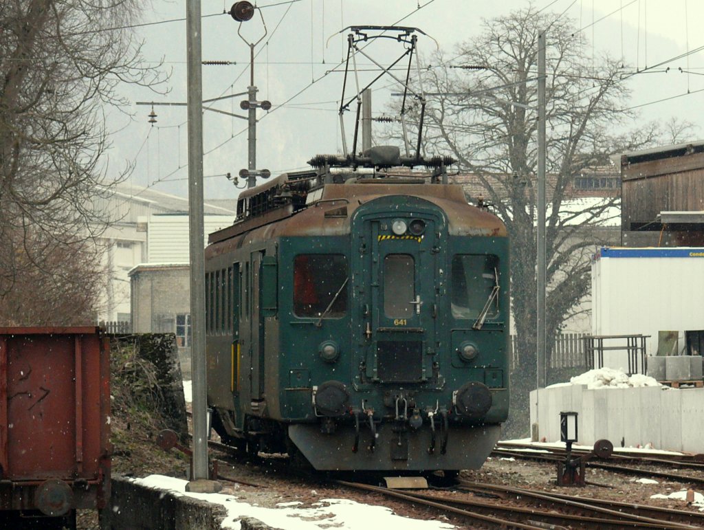 Triebwagen BDe 4/4 641 abgestellt in Balsthal am 23.02.13