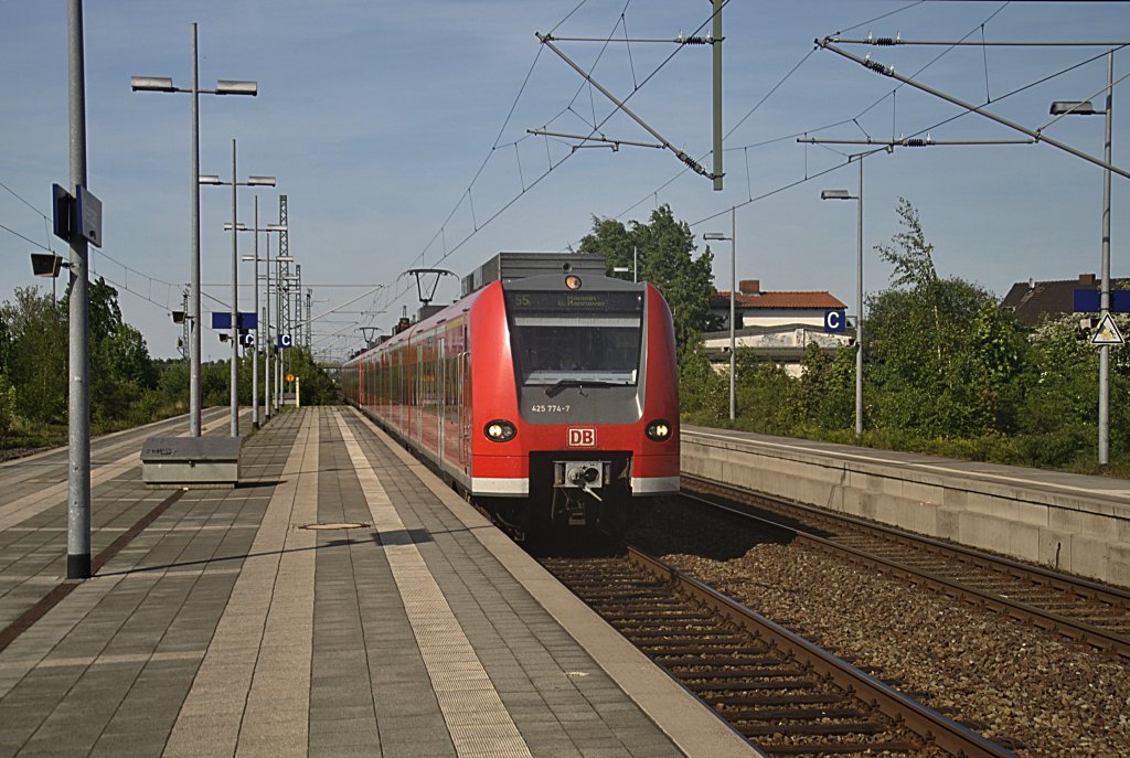 Triebwagen der BR 424, am 09.05.2011 in Weetzen.