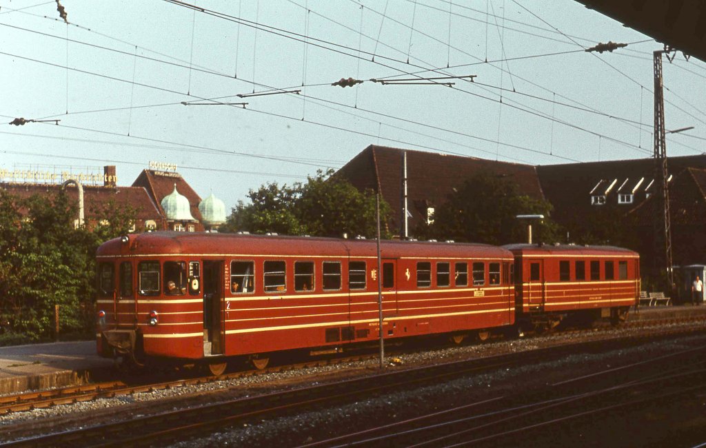 Triebwagen WLE in Mnster Hbf (1972).