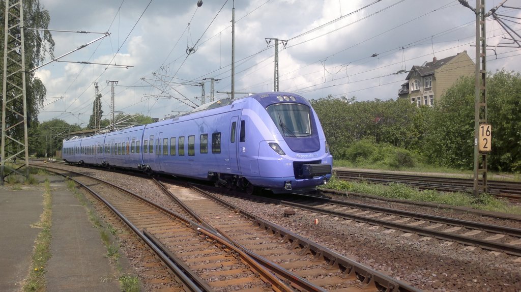 Triebwagen X60 fr Schweden in Lehrte, am 13.05.2011.