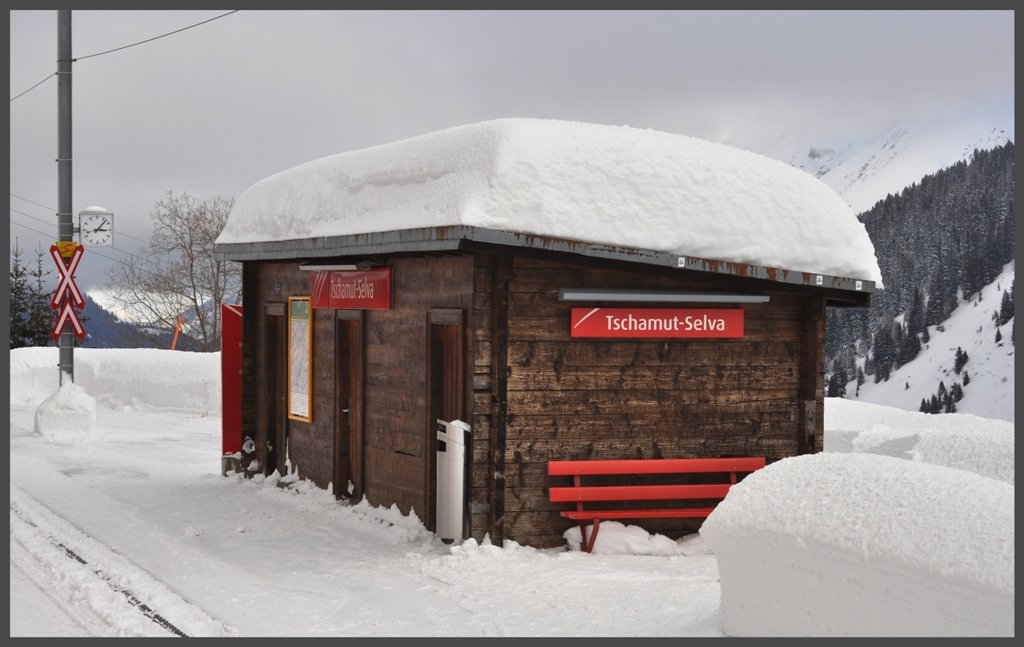 Tschamut-Selva auf der Disentiser Seite des Oberalppasses. (10.01.2012)