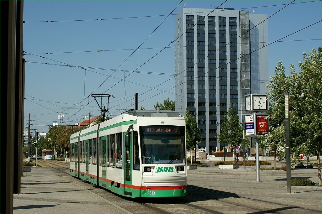 Tw 1313 auf dem Universittsplatz (20. August 2009)