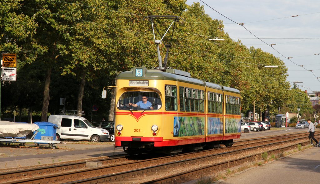 Tw 203 als 5 zum Rheinhafen in Rintheim 20.9.12