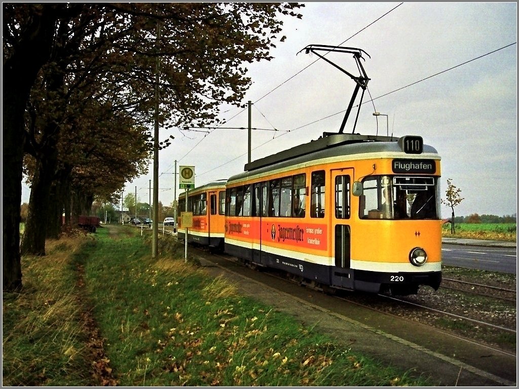 Tw 220 + Bw 198 an der (H) Parsevalstra�e (2. November 1992)