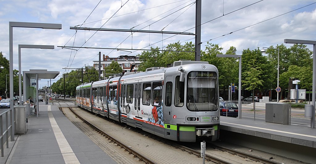 TW 2546, verlsst die Haltestelle Peiner Strae in Hannover, am 13.06.2011.