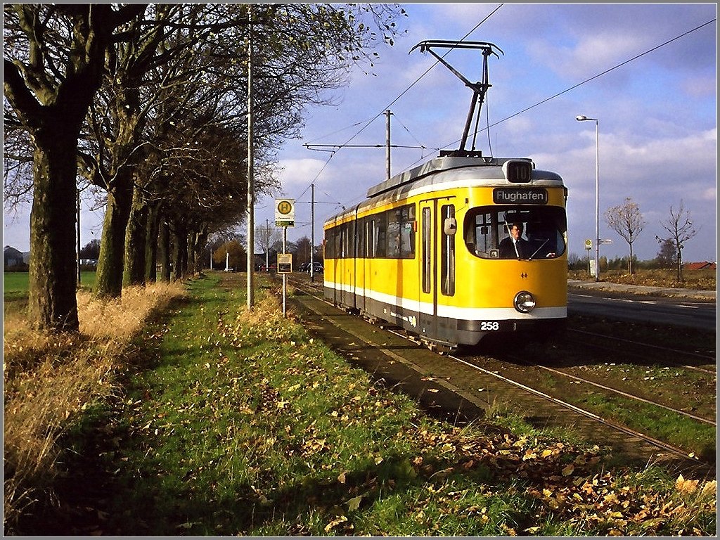 Tw 258 an der (H) Parsevalstrae (18. November 1995)