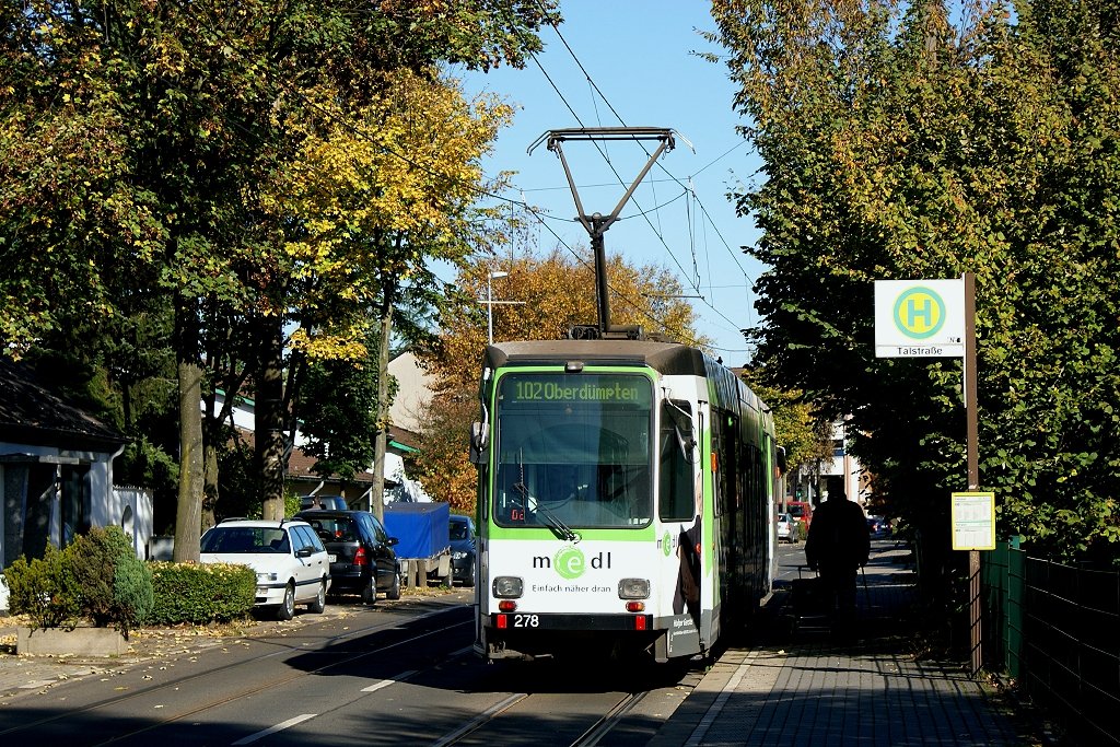 Tw 278 an der (H) Talstra�e (15. Oktober 2009)