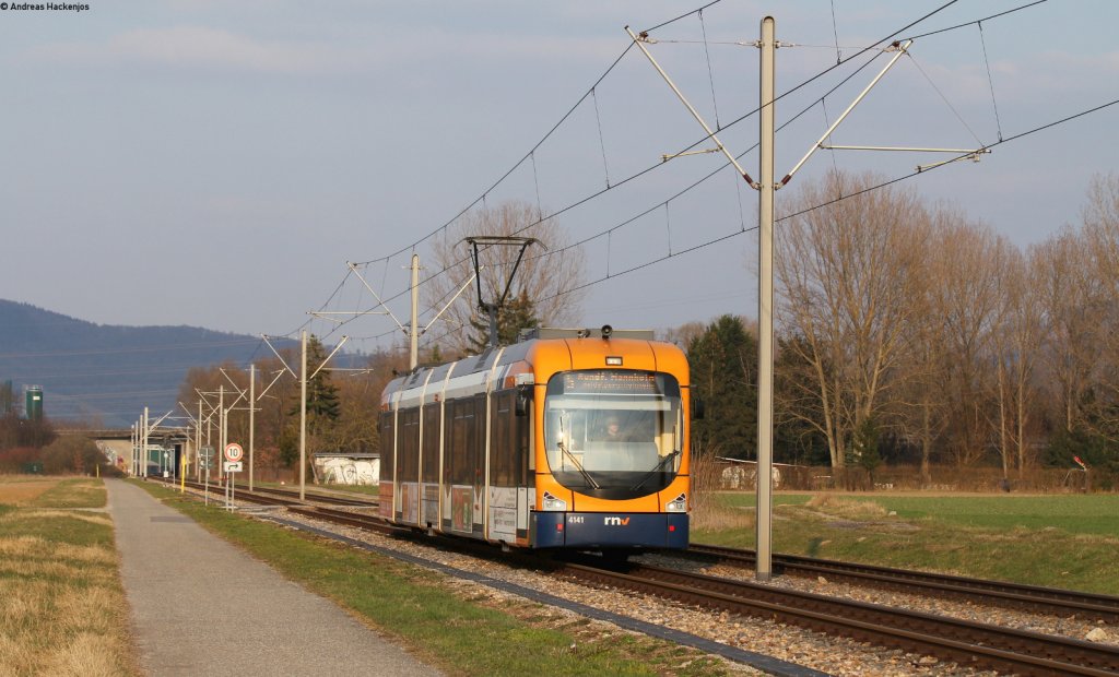 Tw 4141 als 5 Rundfahrt Mannheim-Heidelberg-Weinheim bei Viernheim 2.4.13
