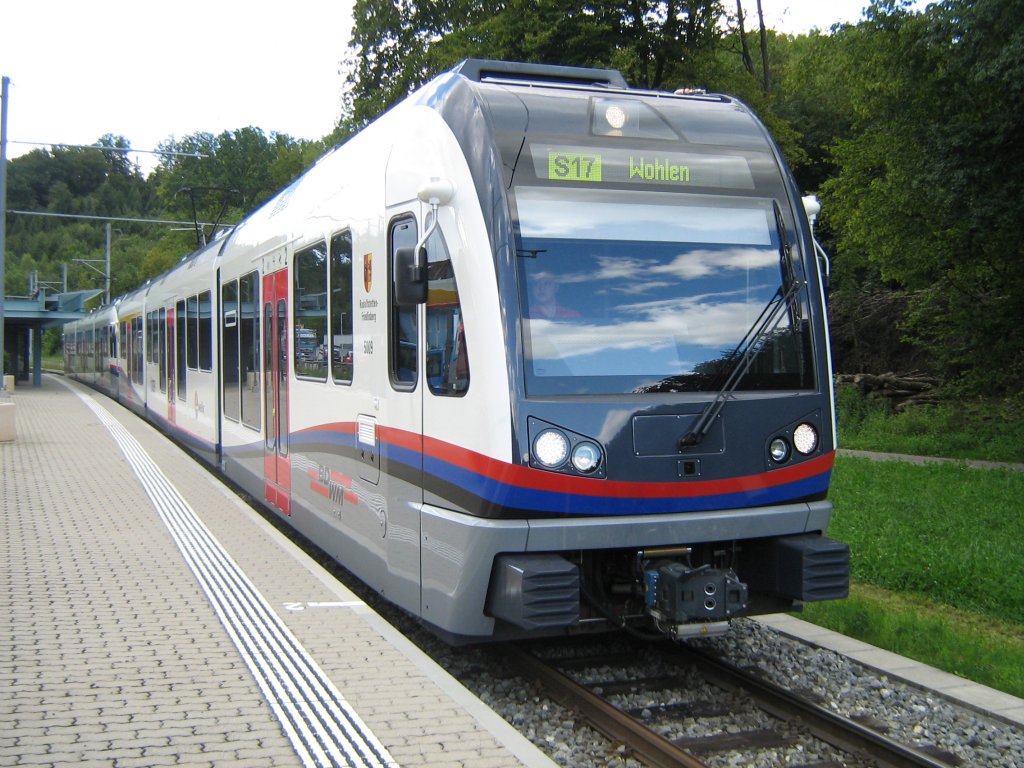 TW 5009 am 8.8.2011 um 16:40 Uhr als S17 nachWohlen in Reppischhof.