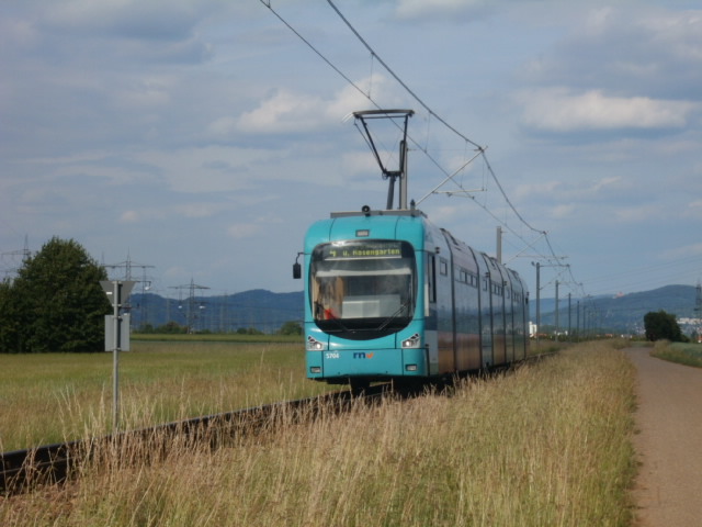 TW 5708 in Mannheim kurz vor Wallstadt