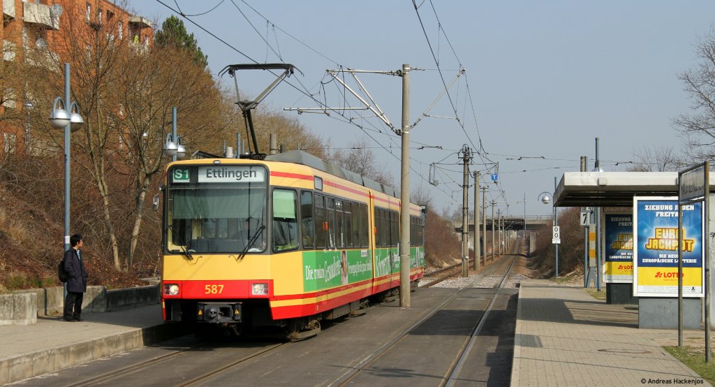 Tw 587 als S1 nach Ettlingen am Haus Bethlehem 24.3.12 