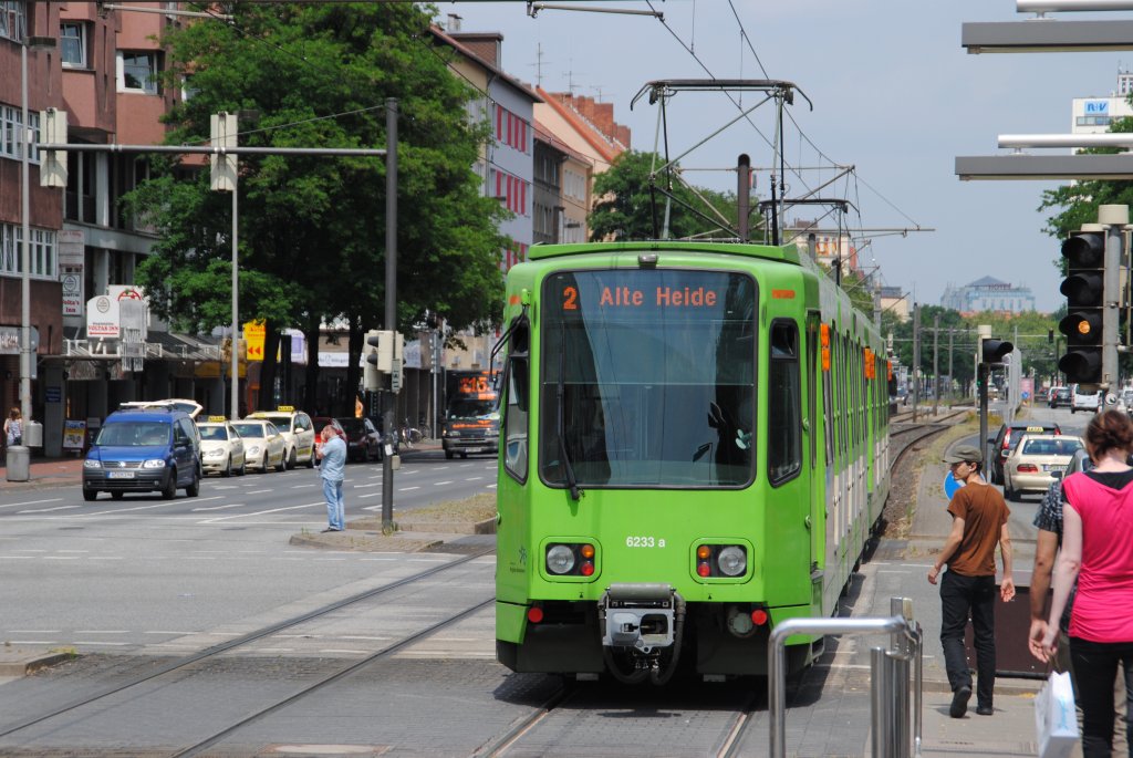 TW 6000 in der Vahrenwalder Strae am 30.06.10.