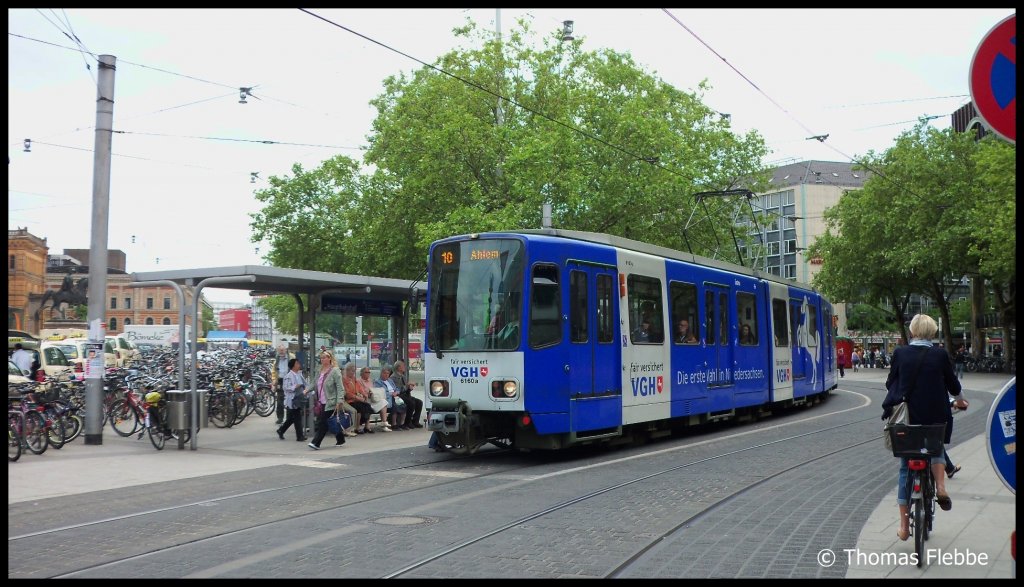 TW 6160a, am 14.06.2010 an der Station Hauptbahnhof.