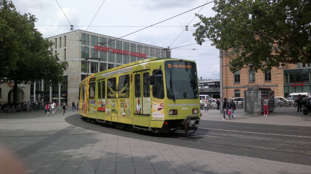 TW 6200 am Hauptbahnhof in Hannover, am 28.07.2011