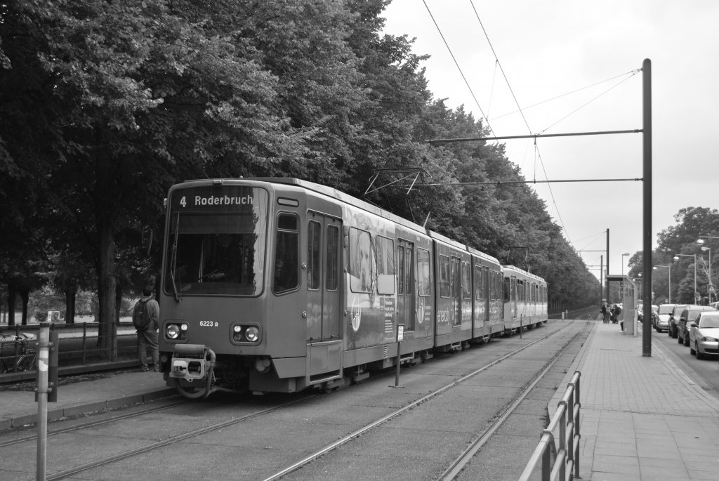 TW 6223 an der Haltestelle Leipniz Universtt am 04.07.2011 in Hannover.
