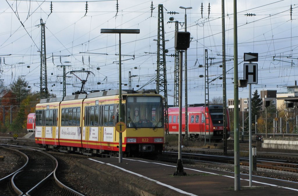 TW  822 und DB 612 645 im Hbf Karlsruhe am 5.-11-2009