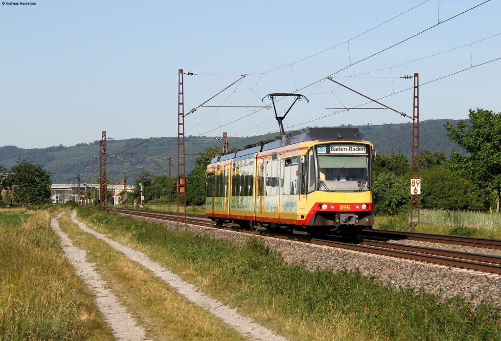 tw 896 als S32 nach Baden-Baden bei Malsch 25.5.11