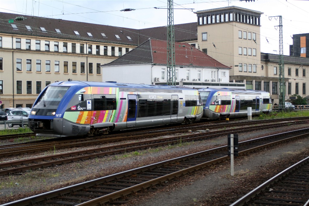 Tw 917 und 904 der SNCF bei der Ausfahrt von Saarbrcken nach Strasbourg