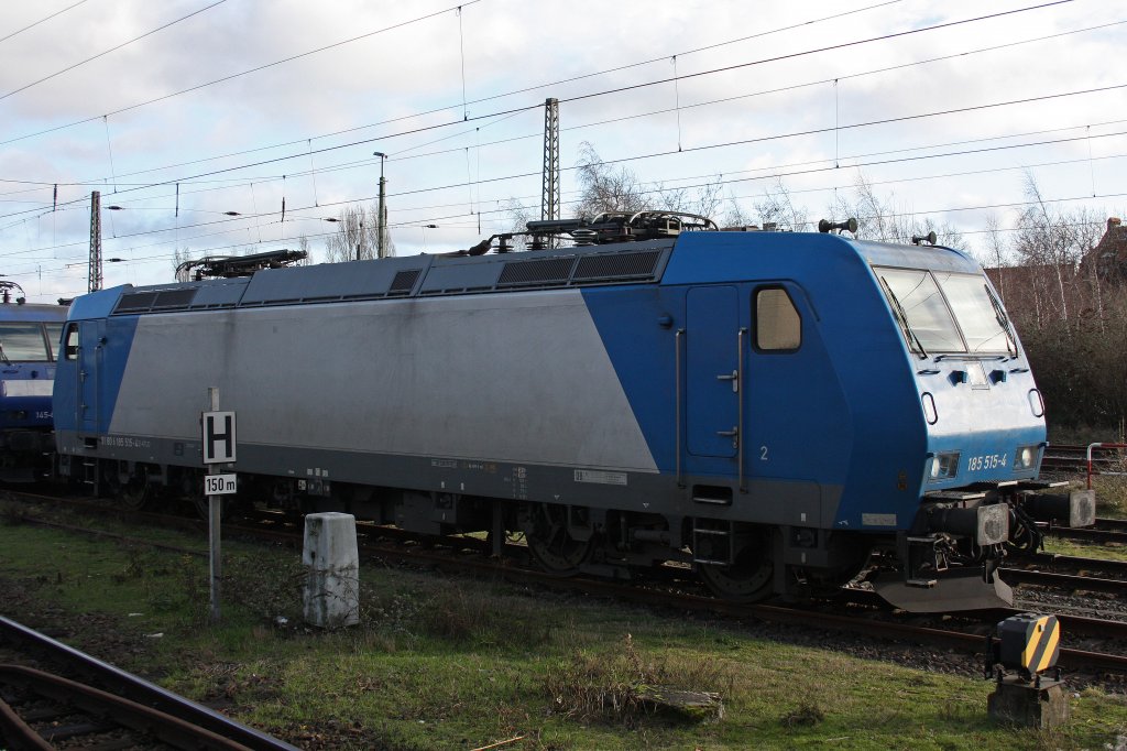 TXL Mietlok 185 515 stand am 30.12.13 abgestellt in Krefeld Hbf.