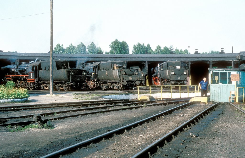 Ty2 1027  Jaworzyna Slaska  11.06.81