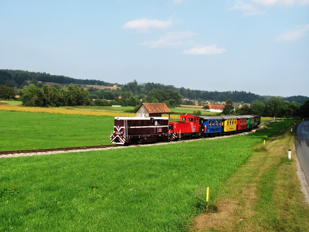 bermotorisiert knnte man es bezeichnen wenn L45H070 und Mk48.2019 den aus 6 Wagen bestehenden Zug in richtung lmhle Herbersorf ziehen. 6.09.2012