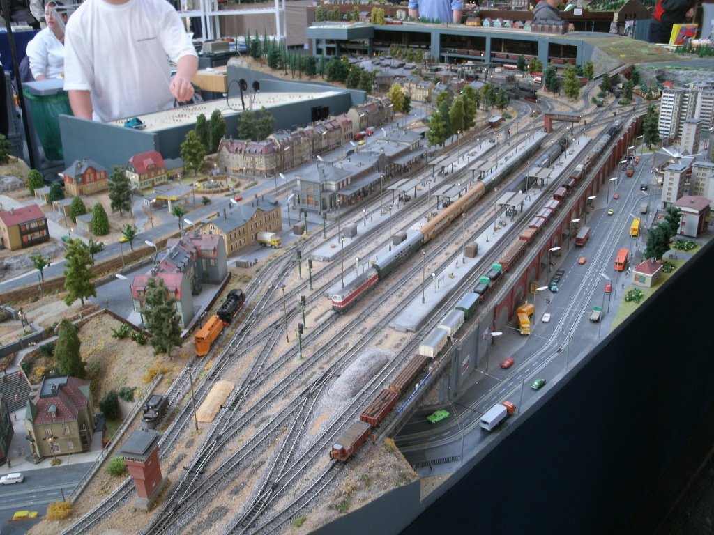 bersicht ber den Hbf auf einer TT-Anlage.Gesehen am 29.Oktober 2011 in Berlin.