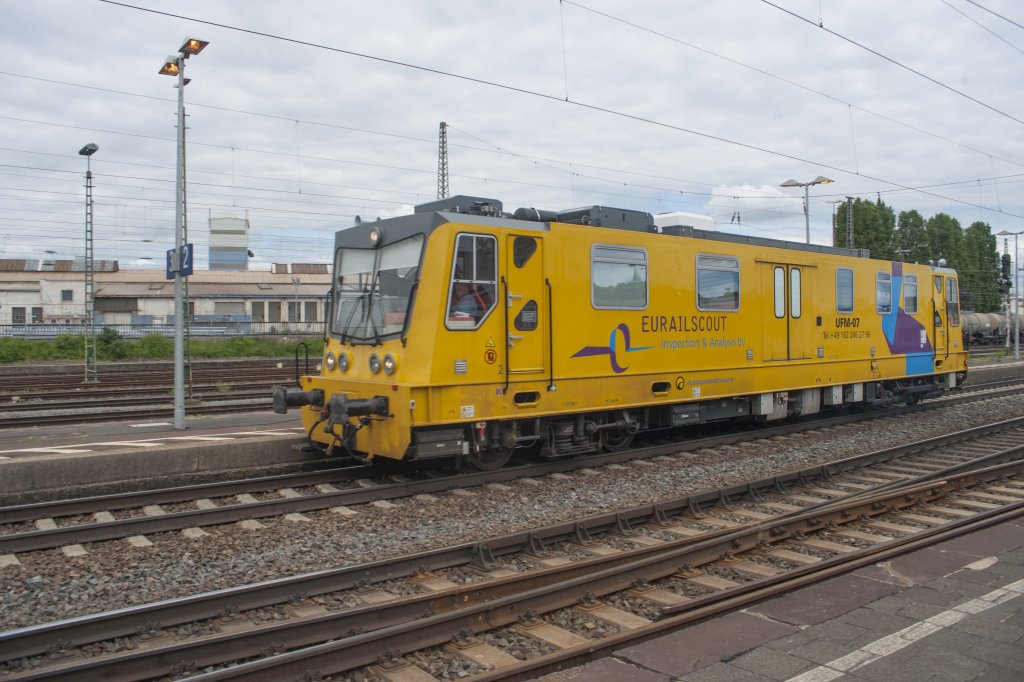UFM-037 Eurailscout am 30.05.2013 in Neuwied.