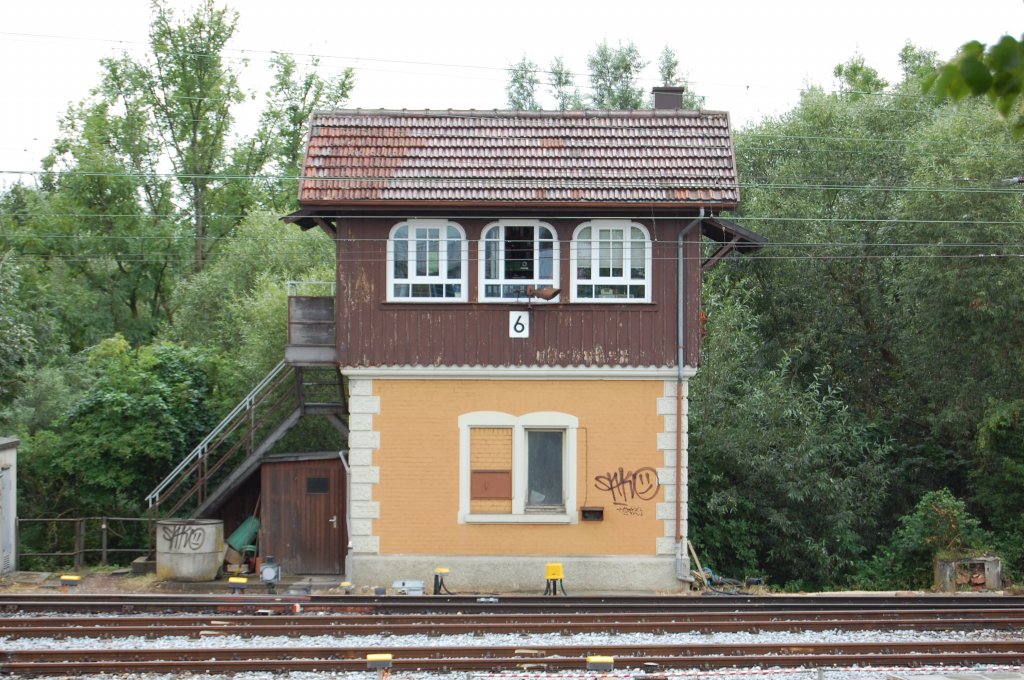 Ulm-Sflingen Stellwerk 6 - Stw 6 elektromech. Siemens & Halske 1901. Aufnahme vom 8. August 2013.