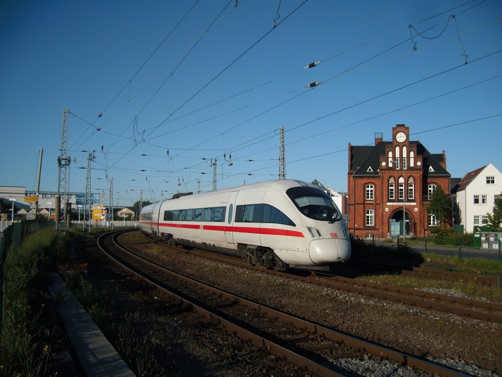 Um 06:38 fuhr der ICE in Warnemnde ein.
16.06.2010