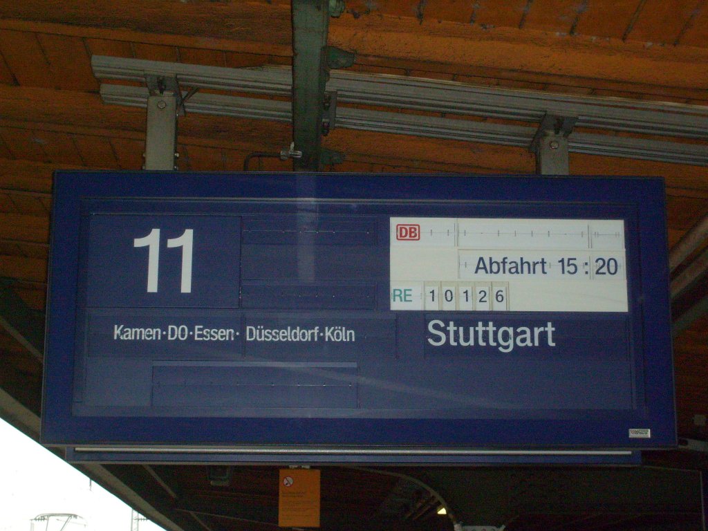 Um die Nutzung des Wochenendtickets zu verbessern hat die DB Regio nun endlich langlaufende REs eingefhrt. Hier ein RE von Hamm nach Stuttgart.Aufgenommen am 06.02.2010.