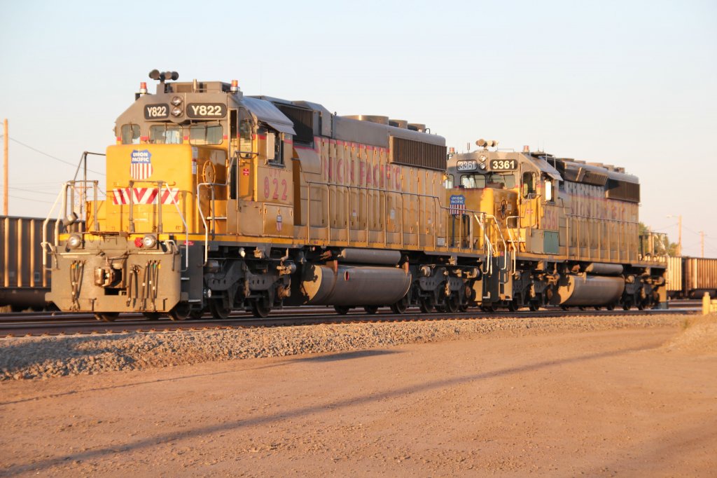 Union Pacific Yard Rangierlok 822 (SD38-2) und Union Pacific 3361(SD40-2) 14.9.2012, Bailey Yard Rangierbahnhof, North Platte Nebraska.