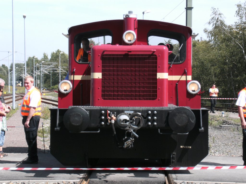 Unirail Kf 11093 beim Tag der Offenen Tr am 15.08.2009 im Eurobahn Betriebswerk Hamm-Heessen, hier von vorne bei der Rckkehr von einer Fhrerstandfahrt