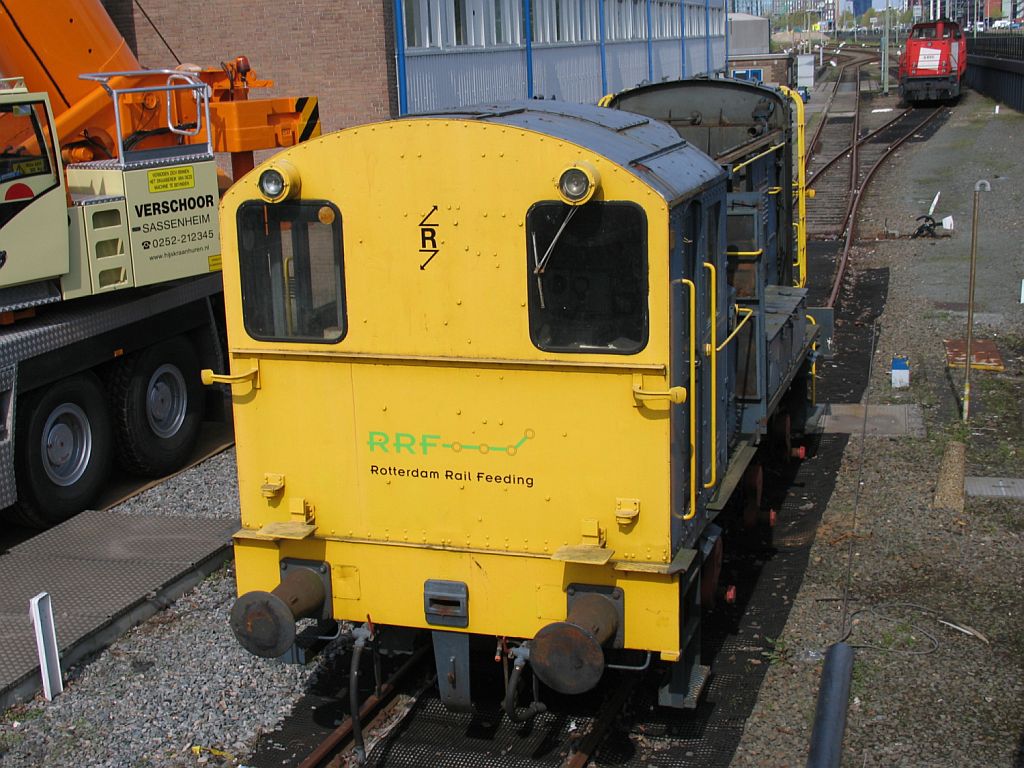 Unsere (!) 662 bei Bahnbetriebswerke Rotterdam NedTrain am 6-5-2010. Es gibt mehr Information ber unsere Stichting Spoorverleden Drachten auf www.spoorverledendrachten.nl.