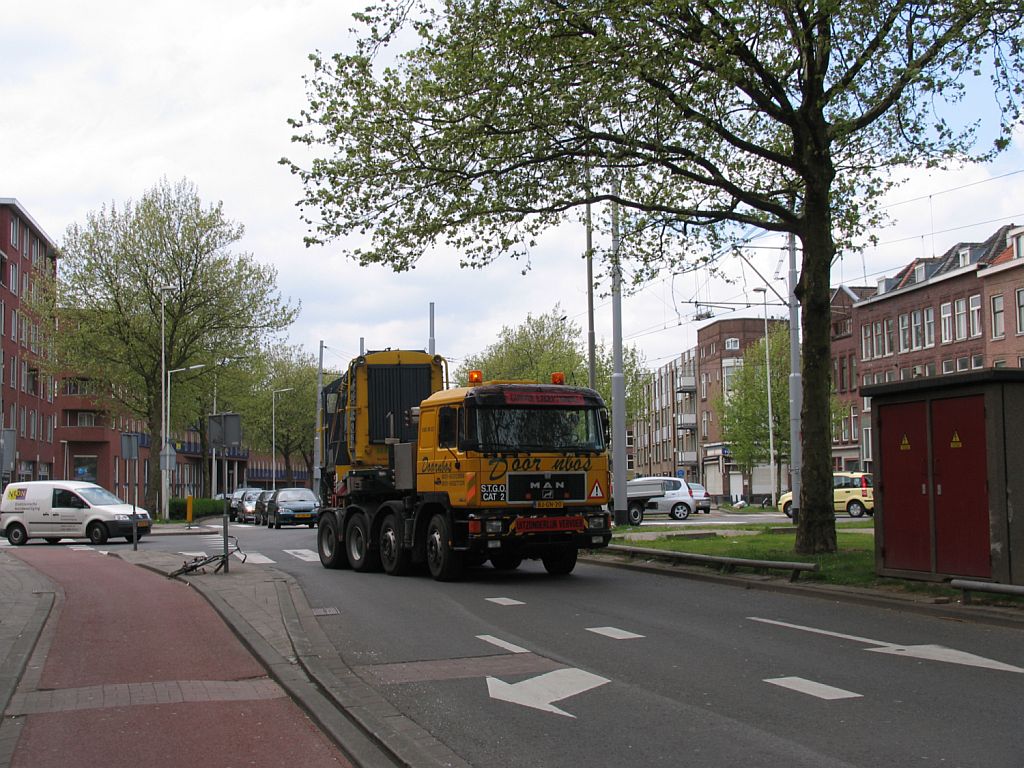Unsere 662 bei Bahnbetriebswerke Rotterdam NedTrain am 6-5-2010.