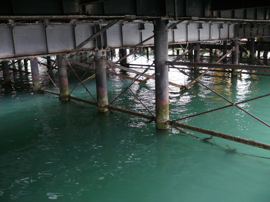 'Unterbau' des Bahnhofs Portsmouth Harbour 15.07.2009