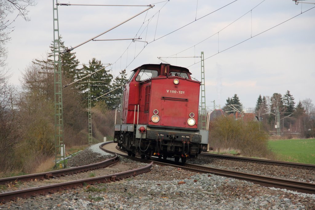V 100-121 LWB nach Redwitz am 02.04.2012.