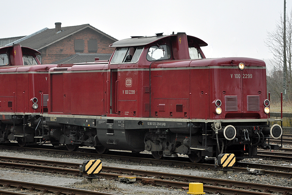 V 100 2299 der VEB im Bf Euskirchen - 01.03.2013