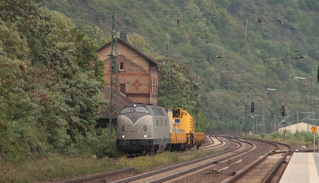 V 270 09 SGL in Kaub am 29/07/2011. 

