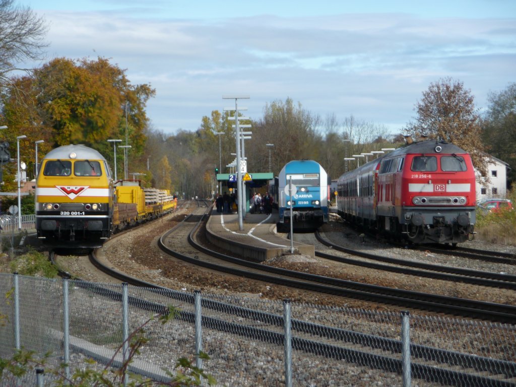 V 320 mit ALEX und BR. 218 am Kaufbeurer Bahnhof.